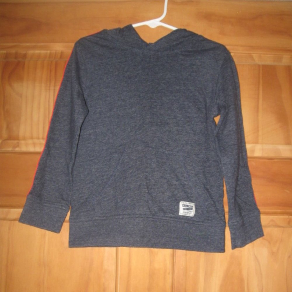 5/$30 Boys OshKosh B'gosh Long Sleeve Hooded Shirt